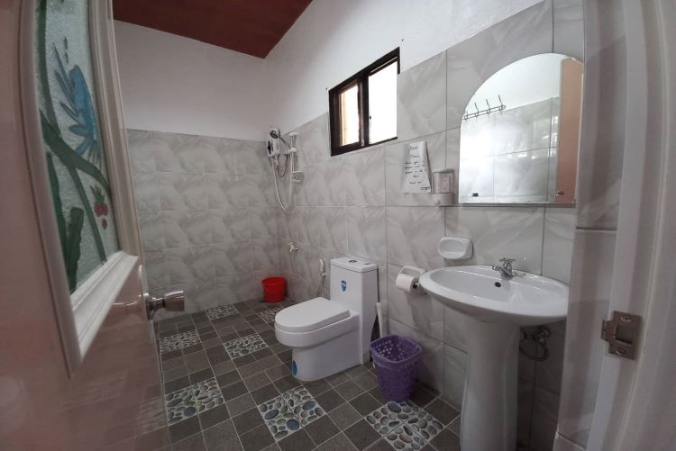 Private Rooms - bathroom